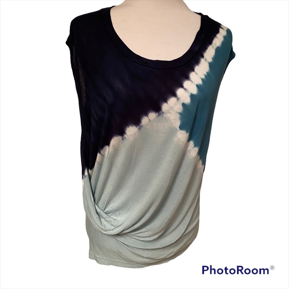 YOUNG FABULOUS & BROKE TOP TUNIC TANK BLUE WHITE SCOOP NECK SIDE TWIST Size M